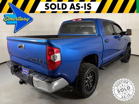 Used 2018 Toyota Tundra SR5 w/ SR5 Upgrade Package AWD/4WD image 8