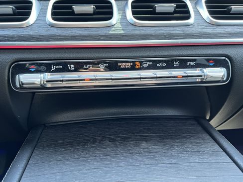 Used 2022 Mercedes-Benz GLE 350 image 30