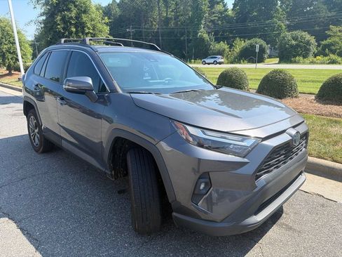 Used 2023 Toyota RAV4 XLE Premium AWD/4WD image 7