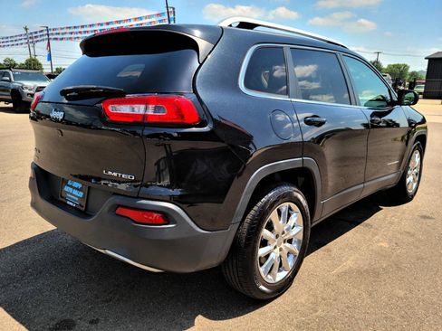 Used 2016 Jeep Cherokee Limited AWD/4WD image 4