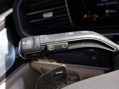 Used 2020 Mercedes-Benz GLE 350 4MATIC image 37