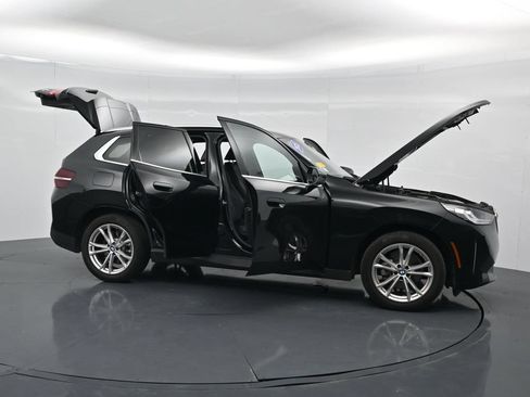 Used 2025 BMW X3 xDrive30i AWD/4WD image 41