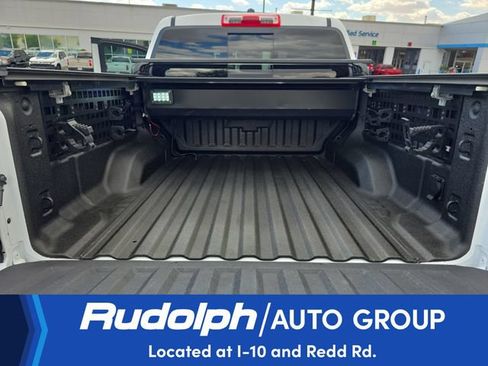 Used 2025 Chevrolet Colorado ZR2 w/ Off-Road Front Bumper Package AWD/4WD image 28