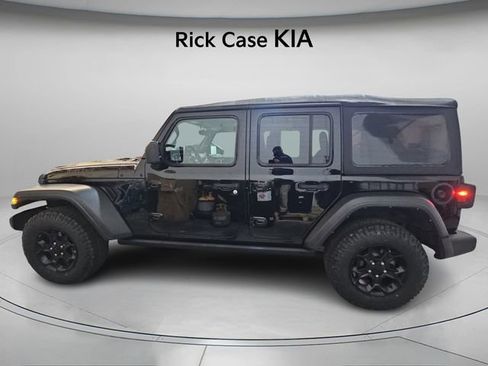 Used 2022 Jeep Wrangler Unlimited Sport image 3