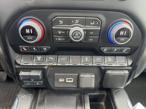 Certified 2022 Chevrolet Silverado 3500 High Country w/ Z71 Off-Road Package image 23