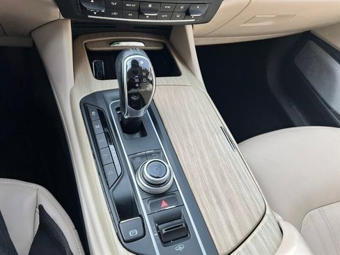 Used 2017 Maserati Levante w/ Luxury Package image 36