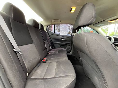 Used 2022 Nissan Sentra SV FWD image 32