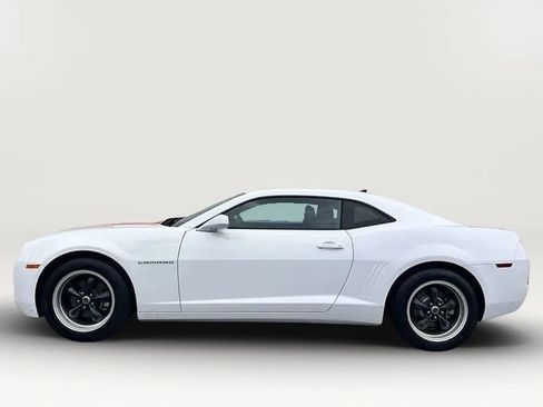 Used 2012 Chevrolet Camaro LS RWD image 5