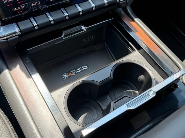 New 2026 GMC Yukon Denali AWD/4WD image 18