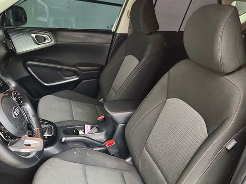 Used 2020 Kia Soul EX FWD image 18