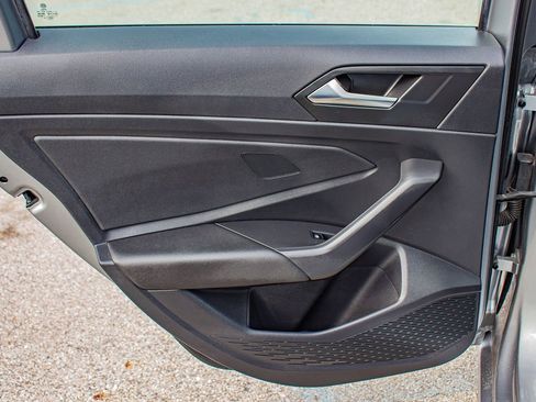 Used 2019 Volkswagen Jetta S w/ Driver Assistance Package image 16