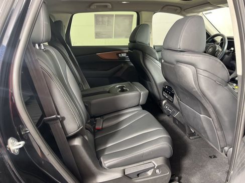 Used 2022 Acura MDX FWD image 8