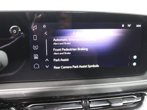 Used 2025 Buick Envista Sport Touring FWD image 28