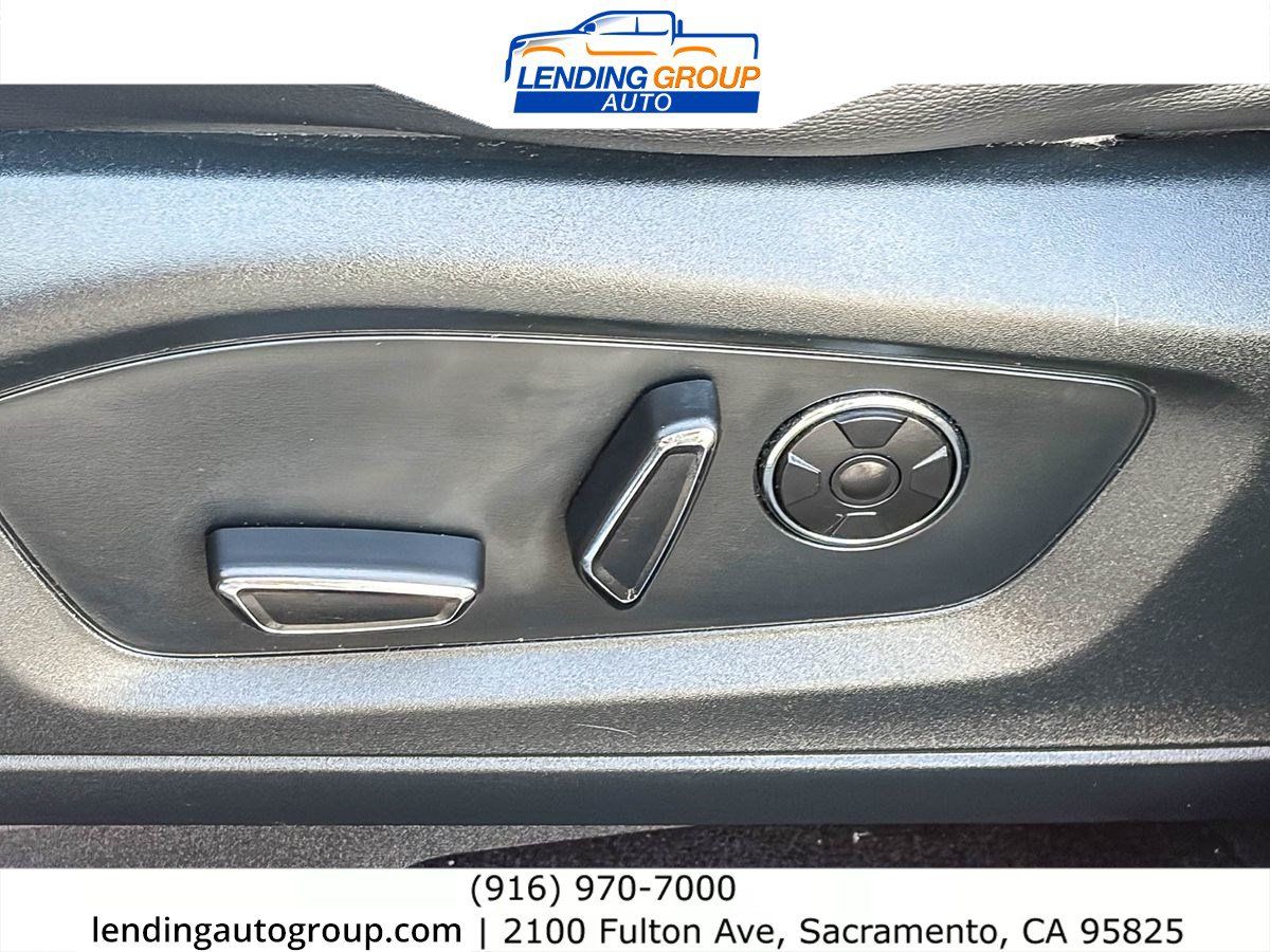 Used 2020 Ford Explorer ST w/ Premium Technology Package AWD/4WD image 21