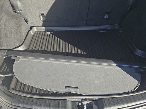 Used 2022 Honda CR-V Touring image 22