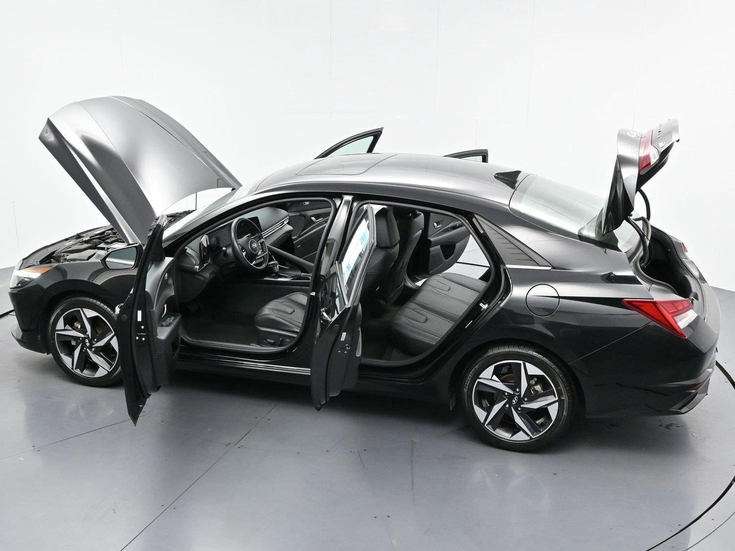 Used 2021 Hyundai Elantra Limited w/ Cargo Package FWD image 42