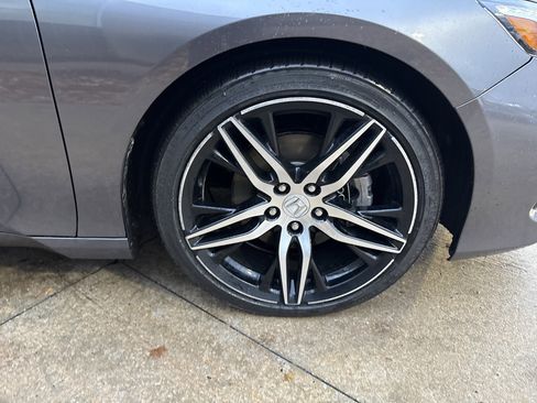 Used 2021 Honda Accord Touring image 13