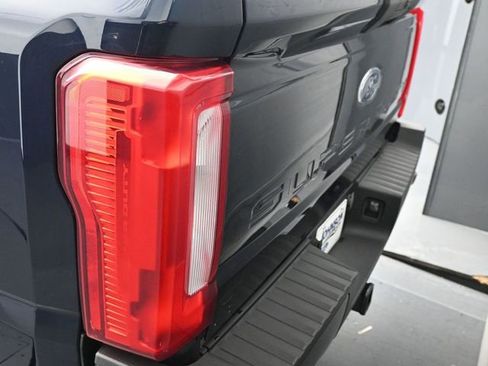 Used 2023 Ford F250 XL AWD/4WD image 21