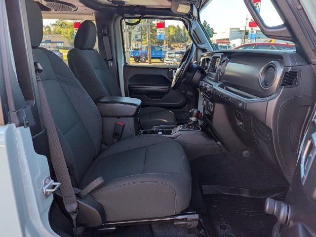 Used 2023 Jeep Wrangler Sport AWD/4WD image 12