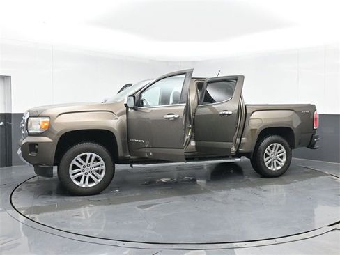 Used 2017 GMC Canyon SLT w/ Driver Alert Package image 51