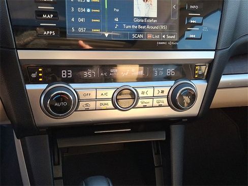 Used 2017 Subaru Outback 3.6R Limited image 16