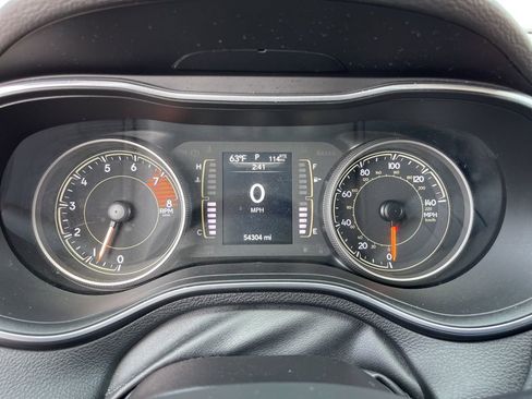 Used 2021 Jeep Cherokee Latitude Lux image 9