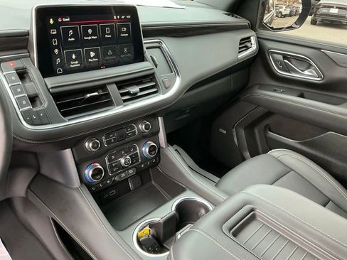 Used 2023 GMC Yukon SLT w/ SLT Luxury Package image 47