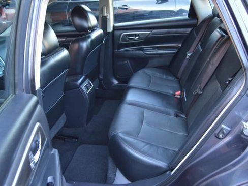 Used 2013 Nissan Altima 2.5 SL w/ Technology Pkg image 50