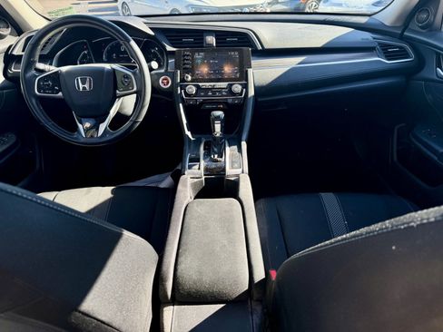Used 2020 Honda Civic EX image 16