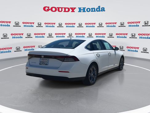 Certified 2024 Honda Accord EX image 8