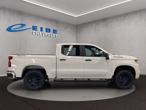 New 2026 Chevrolet Silverado 1500 Custom w/ Turbomax Blackout Package AWD/4WD image 15