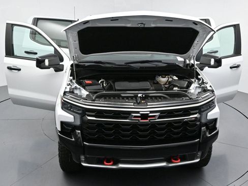 Used 2023 Chevrolet Silverado 1500 ZR2 w/ Technology Package AWD/4WD image 44
