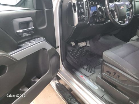 Used 2018 Chevrolet Silverado 1500 LT w/ All Star Edition image 21