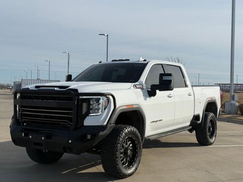 Used 2021 GMC Sierra 3500 AT4 w/ AT4 Premium Plus Package image 3