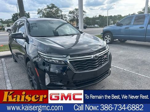 Used 2023 Chevrolet Equinox RS FWD image 1