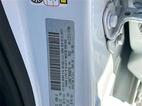 Used 2019 RAM 1500 Big Horn image 29