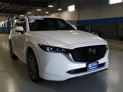 Used 2023 MAZDA CX-5 Signature image 4