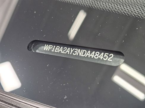 Used 2022 Porsche Cayenne Coupe image 17