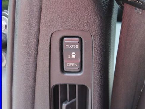 Used 2019 Honda Odyssey EX-L image 25