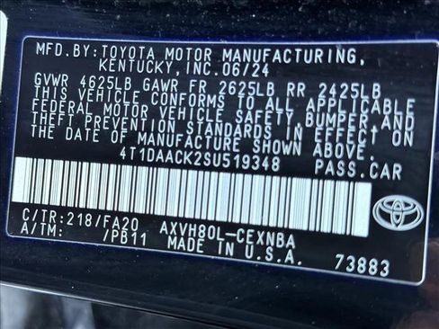 Used 2025 Toyota Camry LE image 27