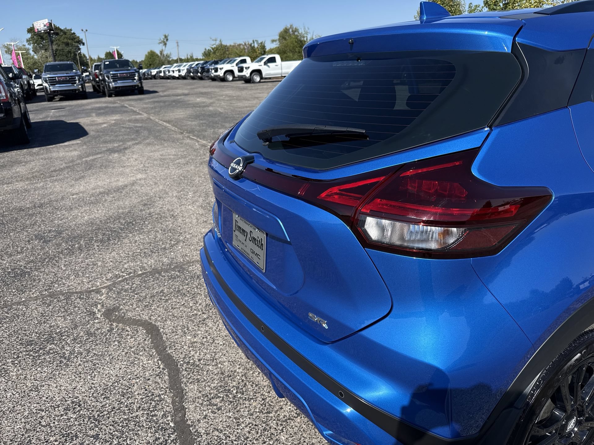 Used 2023 Nissan Kicks SR FWD image 33