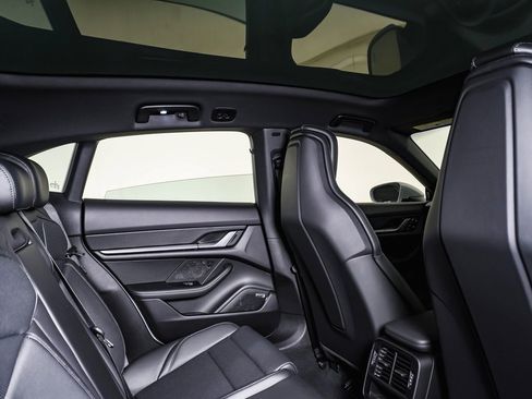 New 2025 Porsche Taycan 4 Cross Turismo image 16