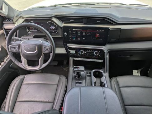 Used 2025 GMC Sierra 1500 Denali w/ Denali Reserve Package image 17