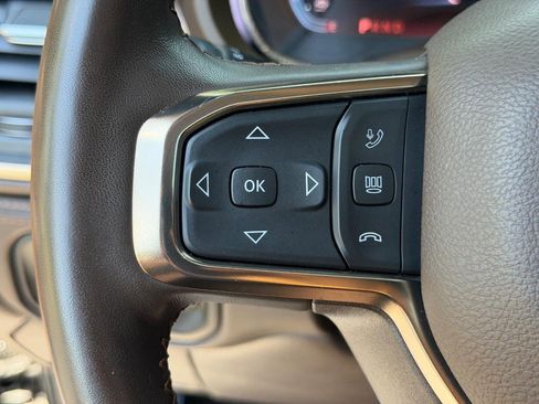 Used 2025 RAM 2500 Limited AWD/4WD image 17