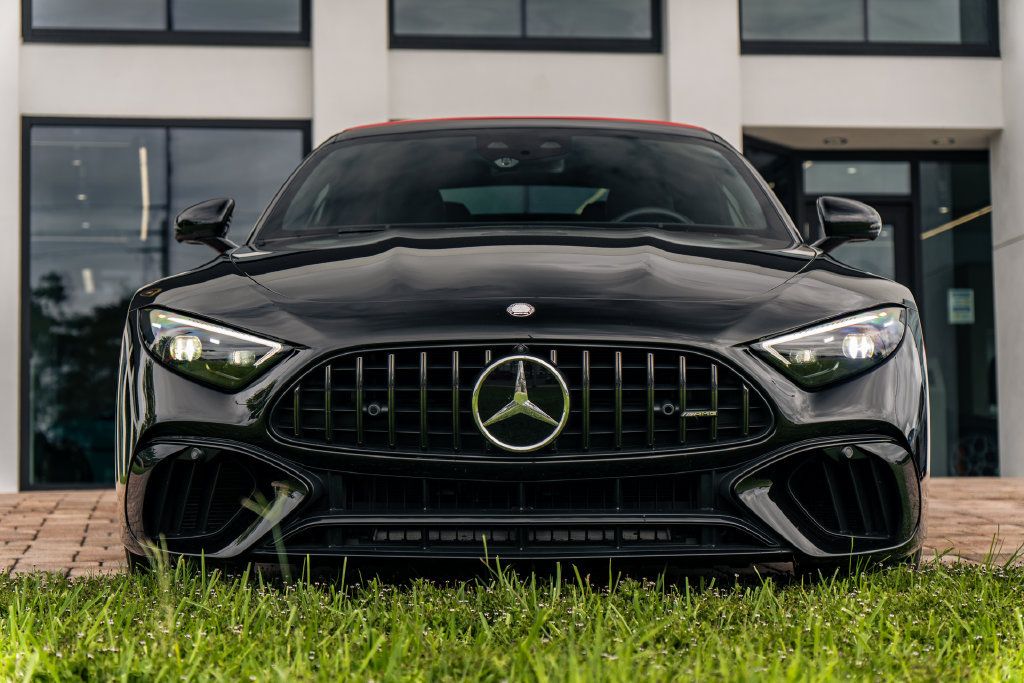 Used 2023 Mercedes-Benz SL 63 AMG 4MATIC image 8