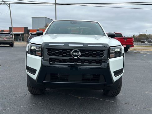 New 2026 Nissan Frontier SV w/ SV Convenience Package image 2