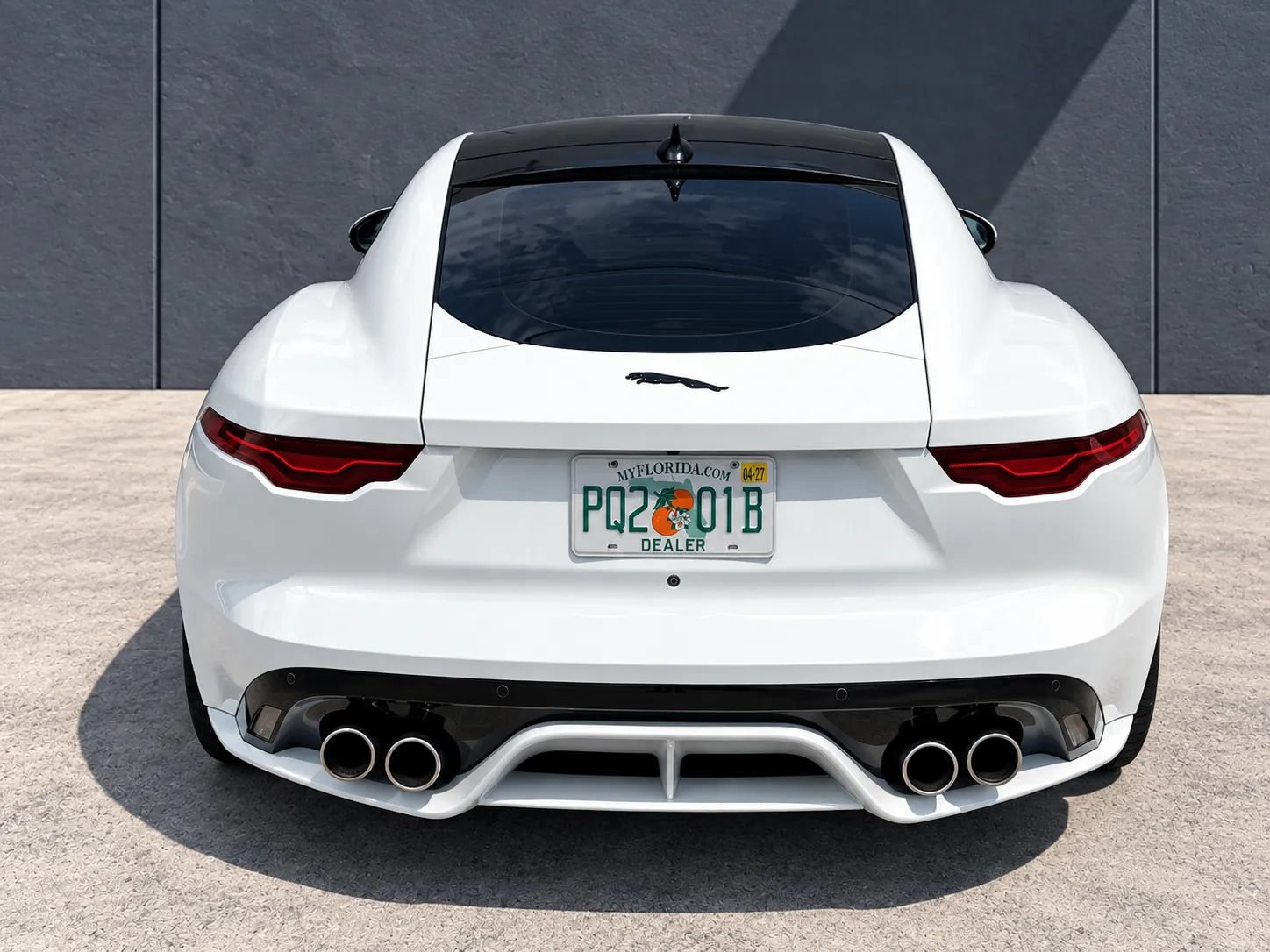 Used 2021 Jaguar F-TYPE R AWD/4WD image 4