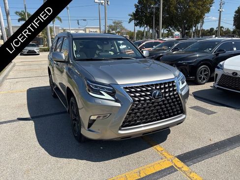 Used 2023 Lexus GX 460 Premium w/ Premium Package image 3