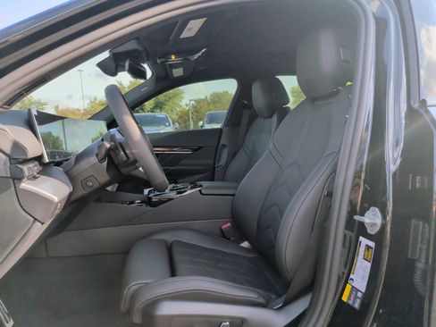 Used 2026 BMW i5 eDrive40 w/ M Sport Package RWD image 16
