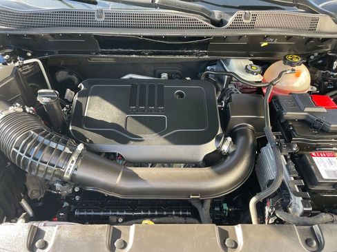 Used 2021 Chevrolet Blazer LT FWD image 33